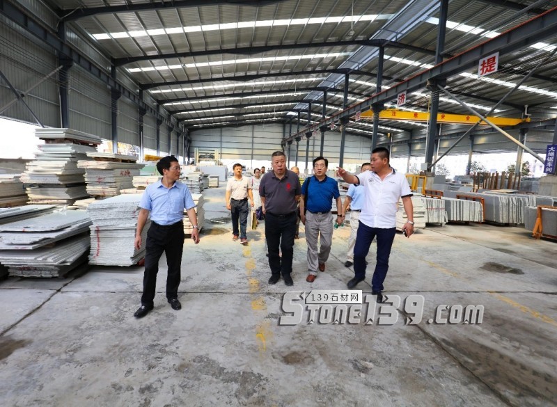 中國(guó)石材協(xié)會(huì)考察組為麻城石材產(chǎn)業(yè)發(fā)展把脈！