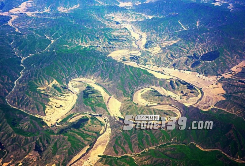 在古代,人們是如何找礦并開采的?