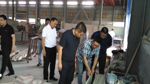 【巨鼎實業】貴州思南縣委副書記、縣長席龍海一行  蒞臨我司參觀調研