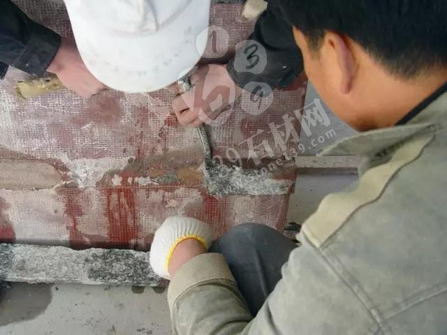 【石材家裝工藝】紫羅紅大理石窗臺板的安裝全過程