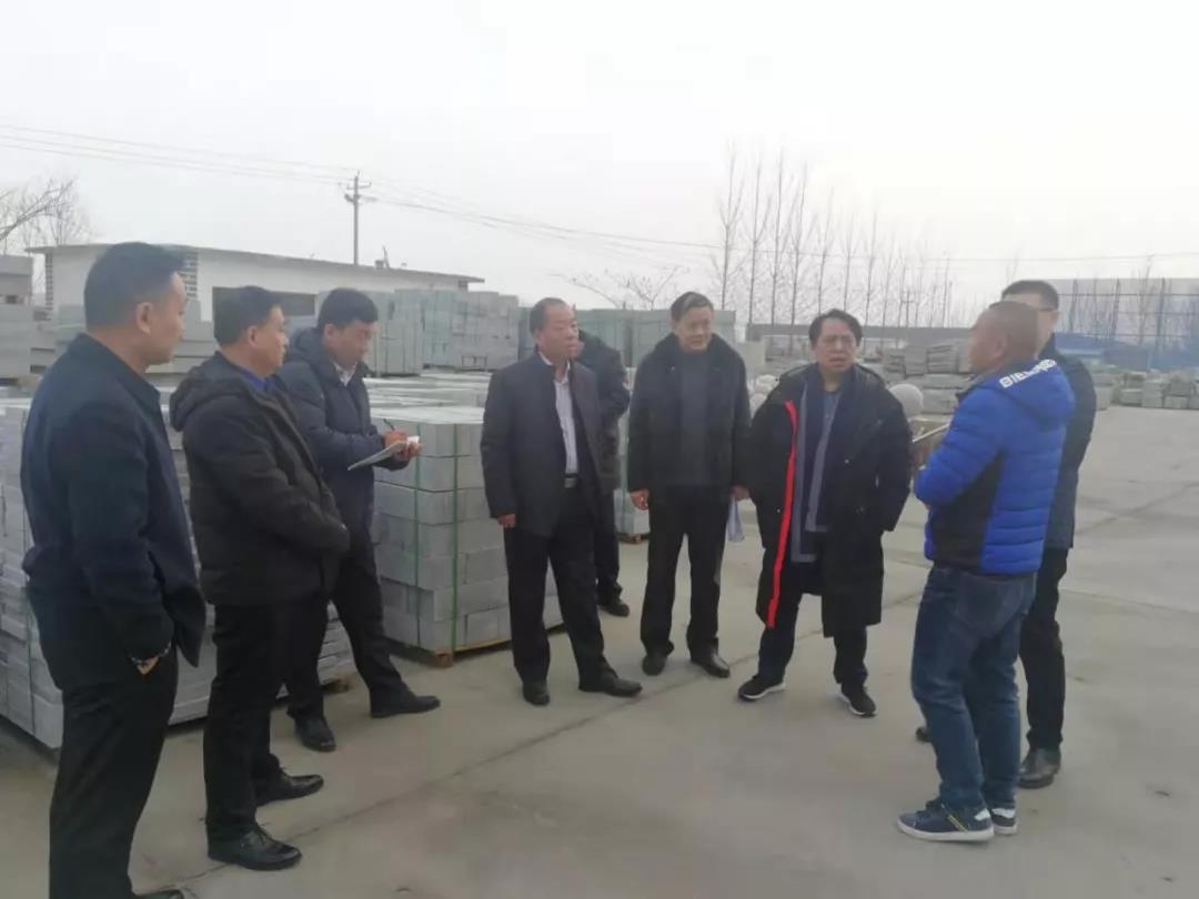 只爭朝夕---中國建筑材料工業(yè)規(guī)劃研究院、山東省石材行業(yè)協(xié)會等共同考察調研山東鄒城石材行業(yè)！