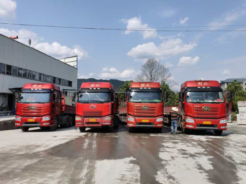 五蓮石材復工裝車頻繁 石材產(chǎn)業(yè)園發(fā)出600余車次，庫存將售罄