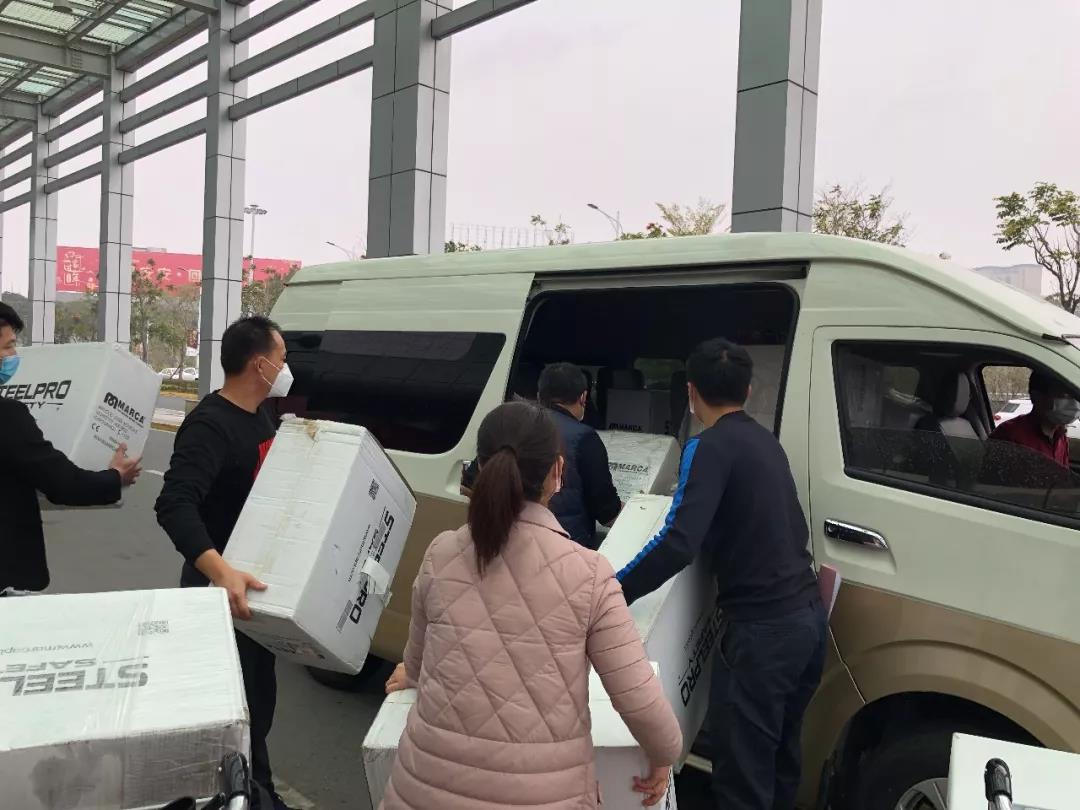 華潤石業(yè)黃慶達：只要防控需要，再貴都是值得的