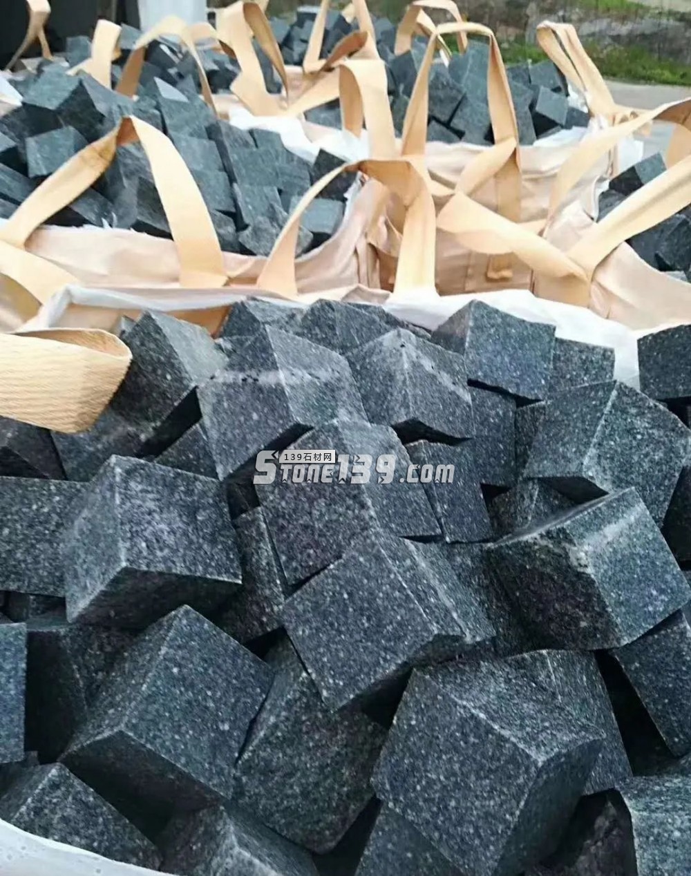 花崗巖小方塊（馬蹄石、滾石）欣賞（52圖）