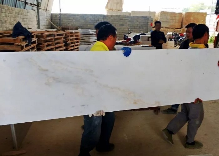 廣西最美白色大理石產(chǎn)區(qū),平桂區(qū)全力推進(jìn)企業(yè)復(fù)工復(fù)產(chǎn)!附廣西白欣賞!