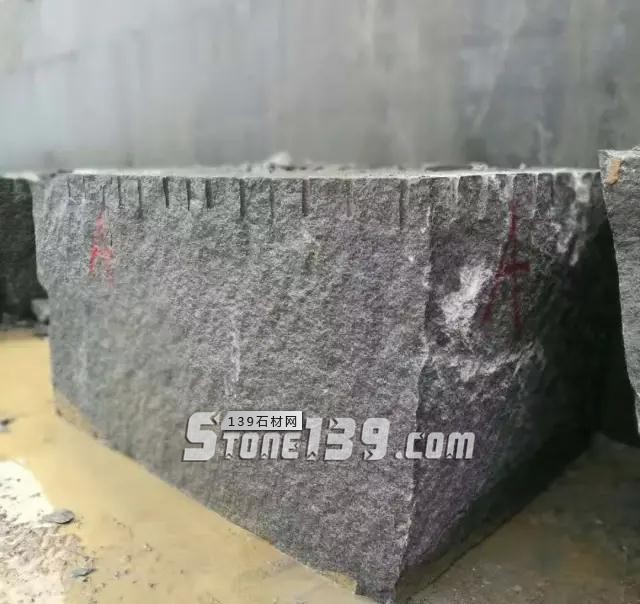 廣西芝麻黑產地鐘山縣黨政主要領導率隊深入花崗巖石材企業開展專項調研，附產品欣賞！