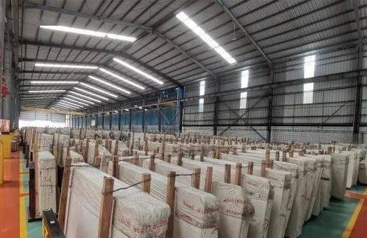 石材“脫重向輕”