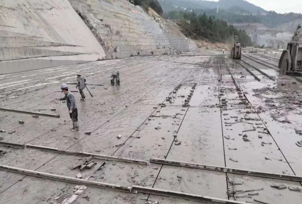 貴州桐梓黑石材產品 礦山資源