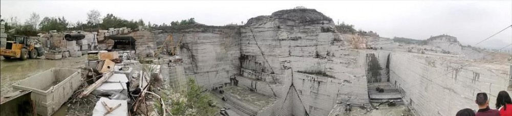 遼寧省莊河市太平嶺鄉青林村花崗巖：芝麻白G603石材欣賞